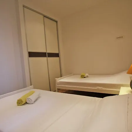 Franky Apartment
